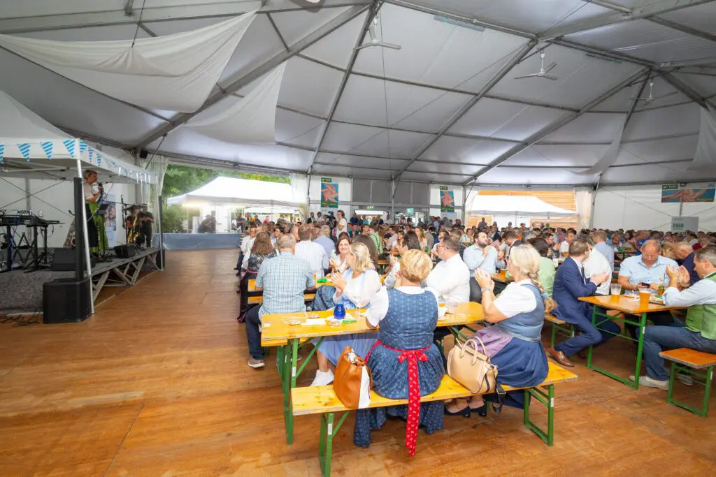 Gelungenes FCG-Oktoberfest 2023 im Wiener Prater