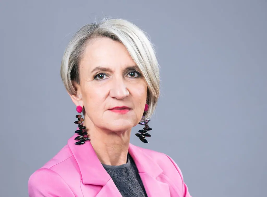 FCG-Bundesvorsitzende Romana Deckenbacher: „Dringender Handlungsbedarf im Kampf gegen Gewalt an Frauen“