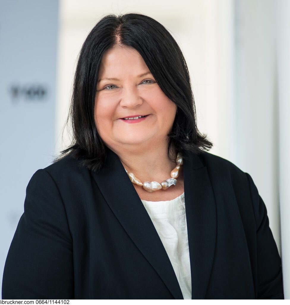 Mag.a Ursula Hafner